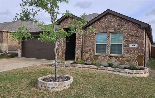 Photo - 708 English Dr
