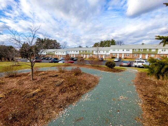 Photo - Newly updated 2 Bedroom Townhouse in quite neighborhood