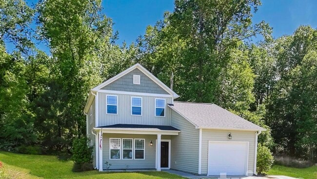 Building Photo - Spacious 3-Bedroom House with Cozy Living Spaces