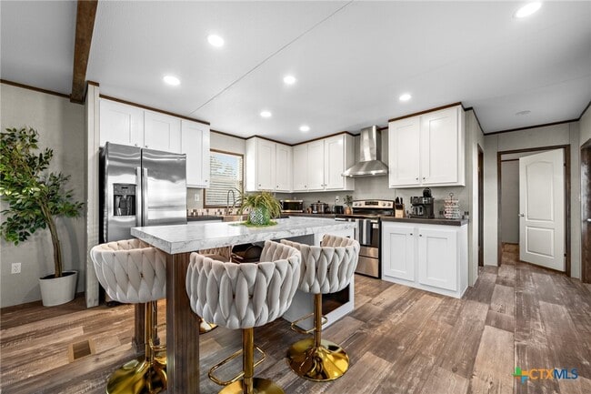 Photo - 2963 Barr Ln