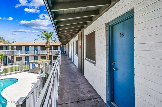 Photo - 3025 N 32nd St Unidad 53