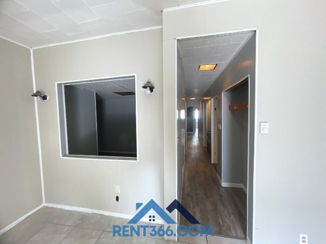 Photo - 509 W Centre St