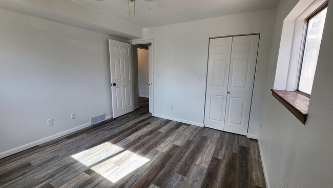 Photo - 102 N 9th St Unit B