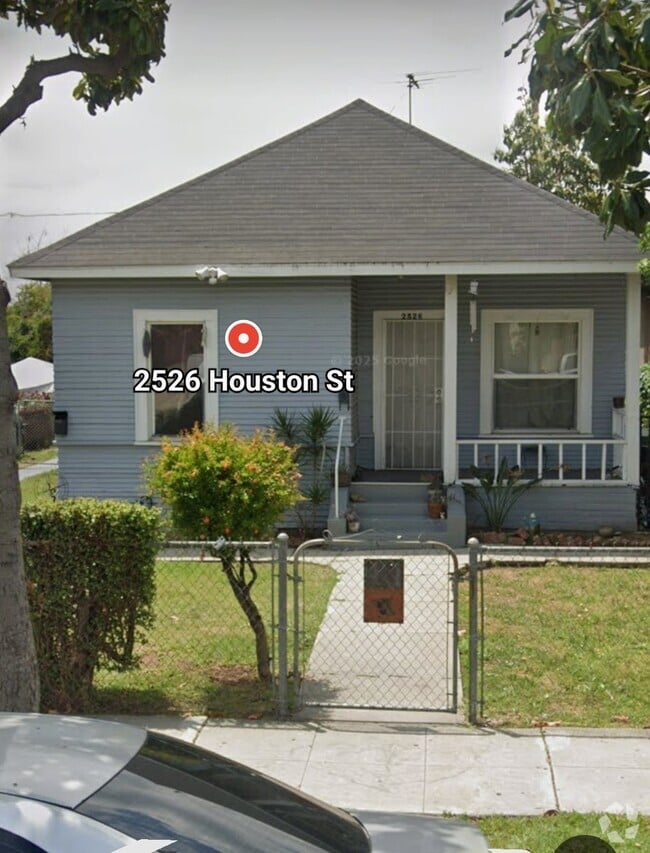 Building Photo - 2526 Houston St Rental