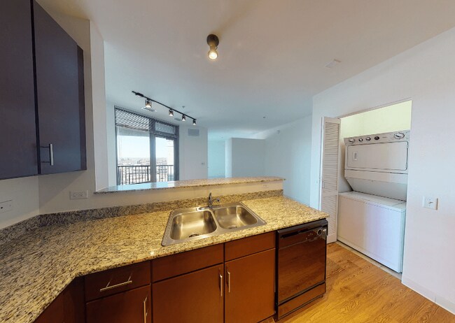 Photo - 1026 S Clark St