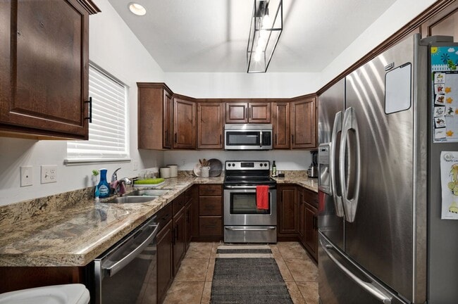 Photo - Gorgeous Draper Home! Now Leasing!