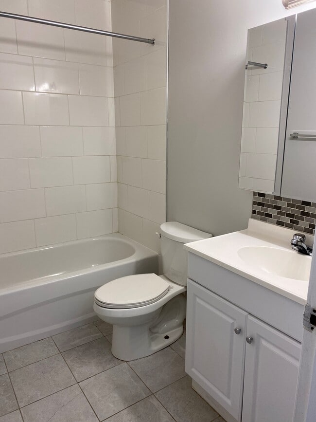 Photo - Darren Manor