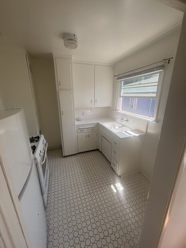 Photo - 924 17th St Unidad D