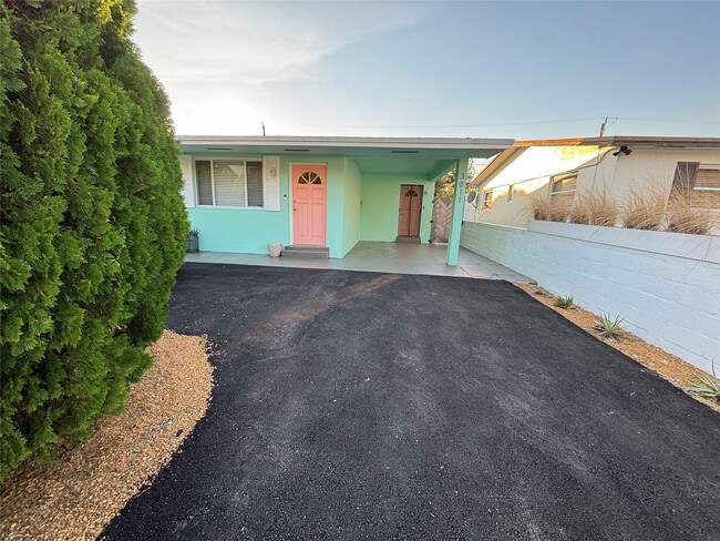 Photo - 3811 NE 18th Ave