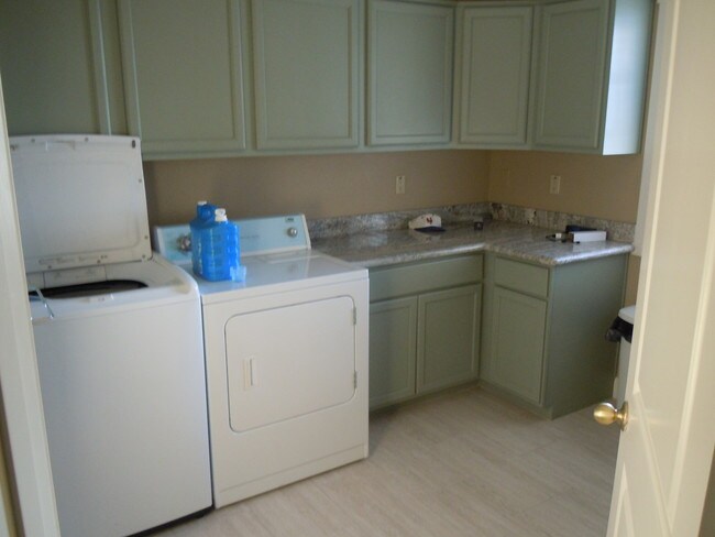 Photo - 27921 N 153rd St