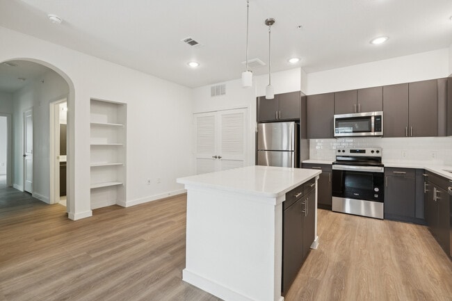 Photo - Vista at Silver Oaks