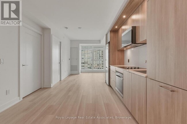 Photo - 25 Cordova Ave Unit 1402