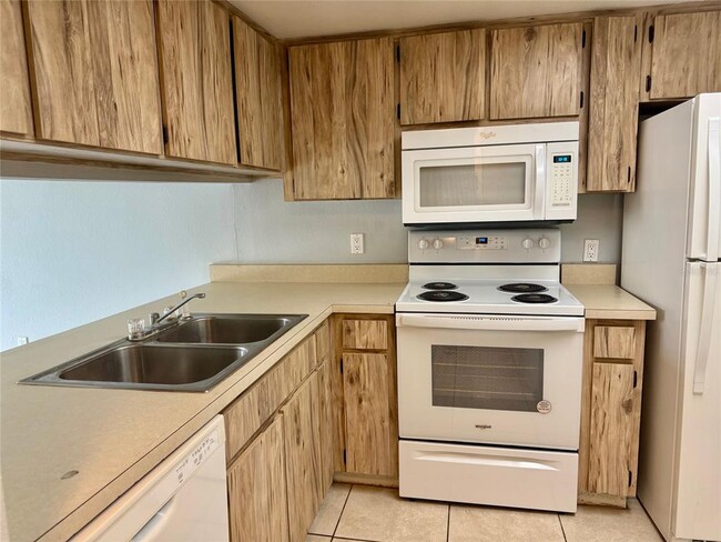 Photo - 5023 Terrace Palms Cir Unit 202