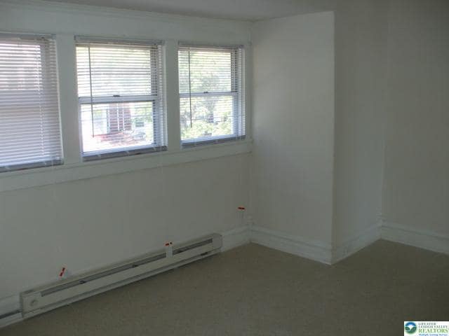 Photo - 221 S Madison St Unidad 2