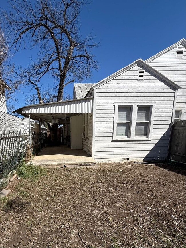 Photo - Renovated 3BR Home w/ Hardwood Floors | Water Included – San Antonio
