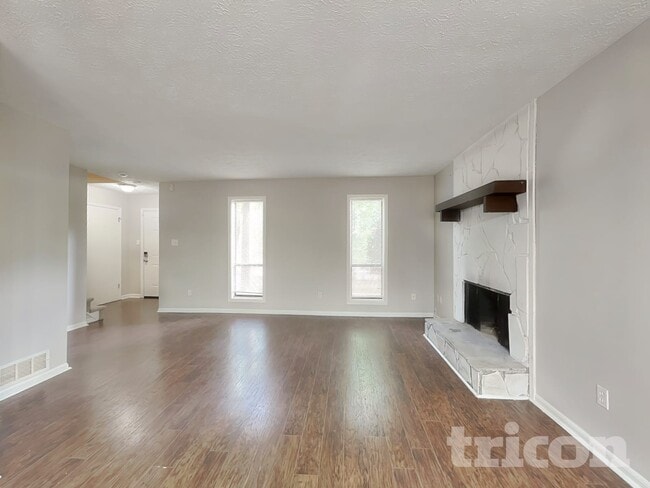 Photo - 209 Park Pl Dr