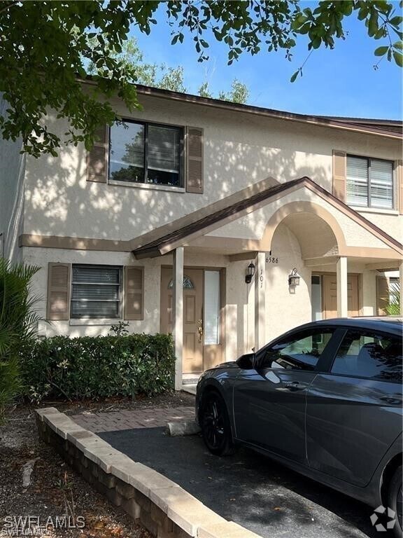 Building Photo - 26586 Southern Pines Dr Rental