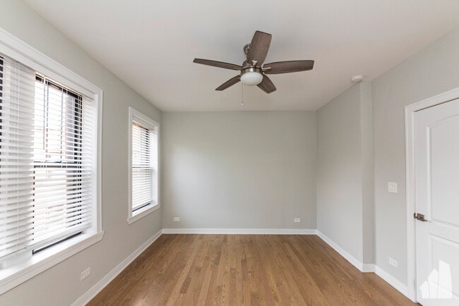 Photo - 3920 N Keeler Ave Unit 1E