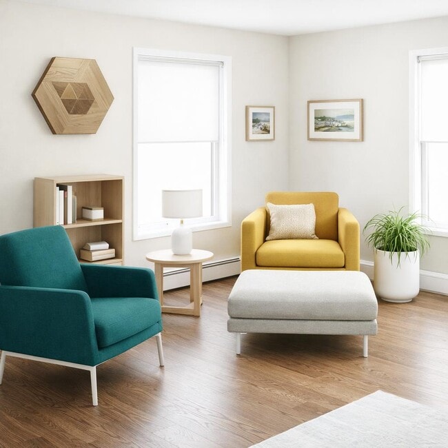 Home office- seating - 1105 N Sherman St Unit 2