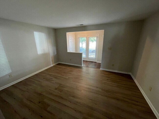 Photo - End Unit Townhome in Elizabeth/Plaza Midwood Area!