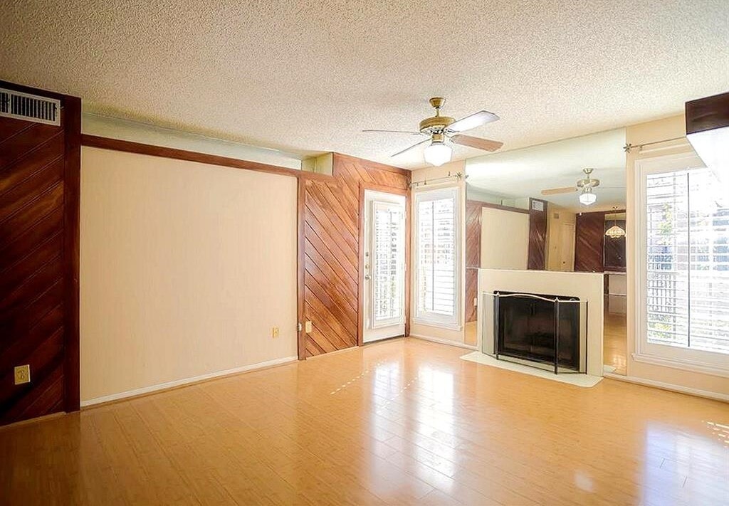 Photo - 2121 Hepburn St Unit 505
