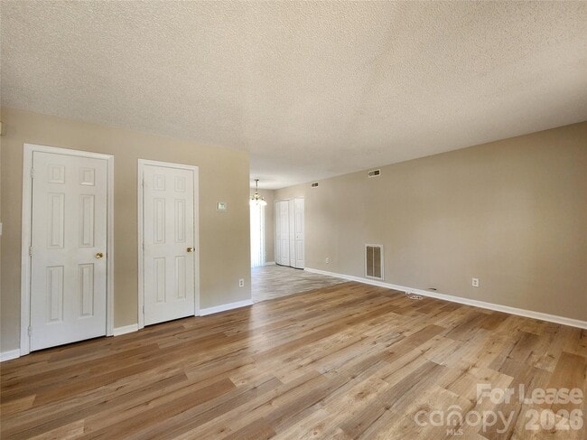 Photo - 6227 Mayridge Dr