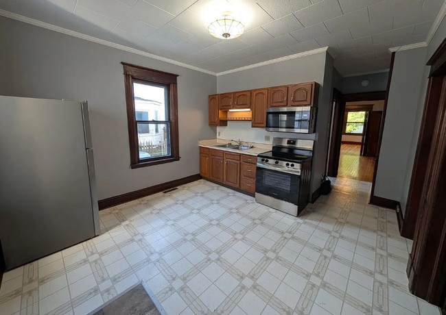 Photo - Beautiful 4 BR - Cohoes Available NOW! Unit Apt 1