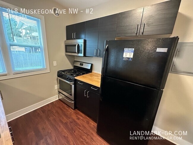 Photo - 948 Muskegon Ave NW Unit #2