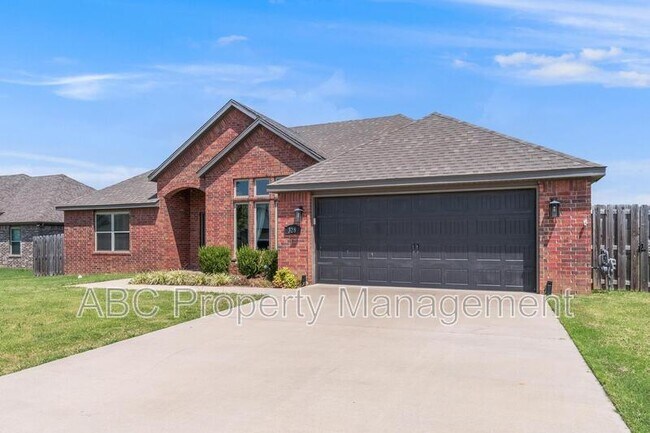 Photo - 328 N Otoe St House