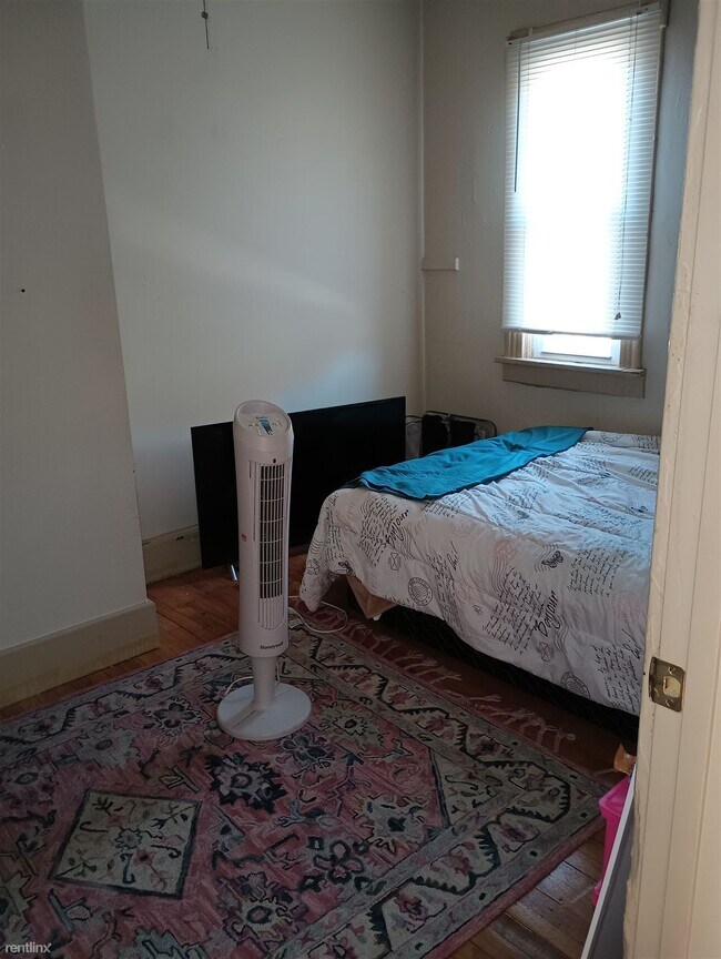 Photo - 2 br, 1 bath 4plex - 1818 N Pulaski St Unit 3