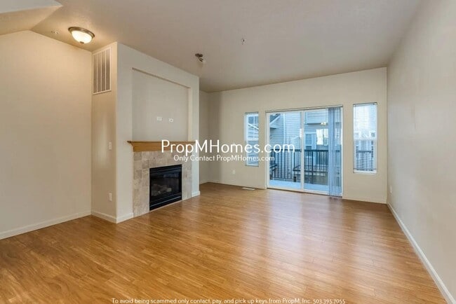 2 Bedroom Townhome In-between Hillsboro & ... - 2 Bedroom Townhome In-between Hillsboro & ...