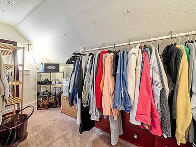 Photo - 800 SW Brockwood Ave