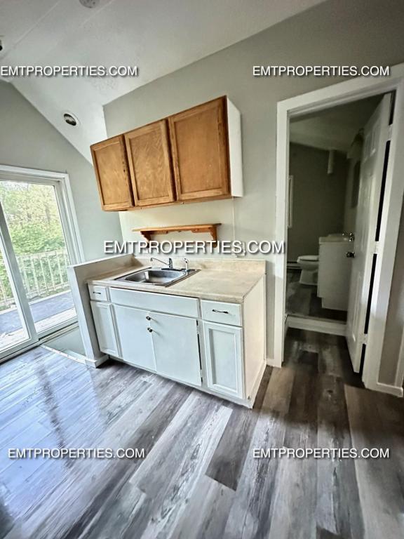 Photo - 2393 Elyria Ave