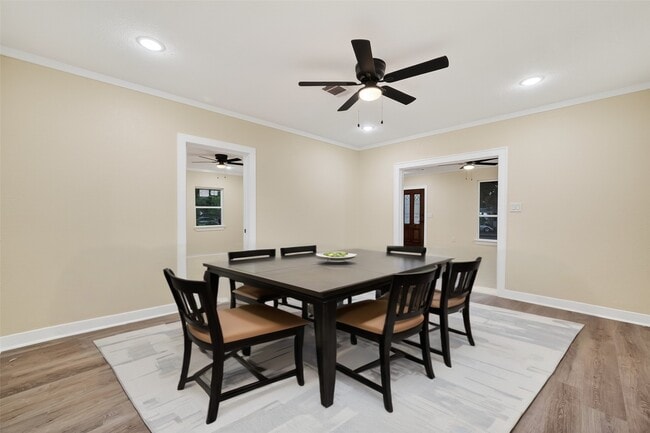 Photo - 2725 Avenue F