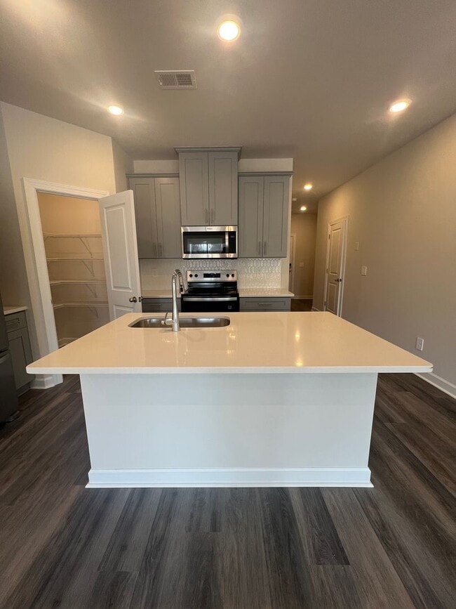 Photo - 3 Bedroom, 2.5 Bath Brand New Home for Rent (MONROE)