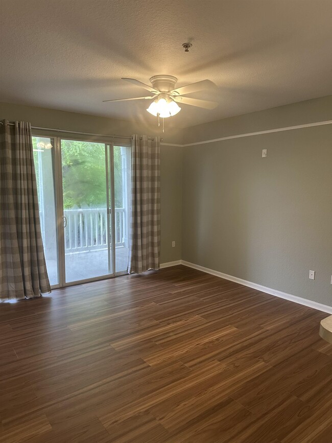 Photo - 2801 Chancellorsville Dr Unit 814