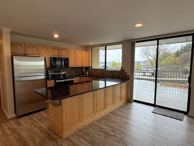 Photo - 2bd/1.5ba Kirkland Condo Unit 102