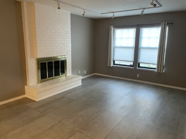 Photo - North Davis Living at its best!