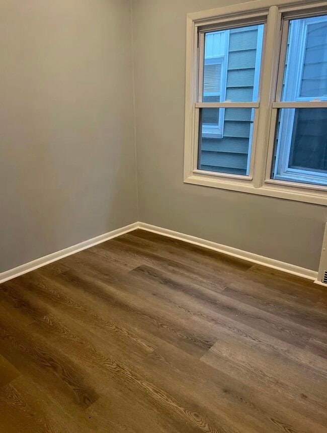 Photo - 31 W 52nd St Unit 2