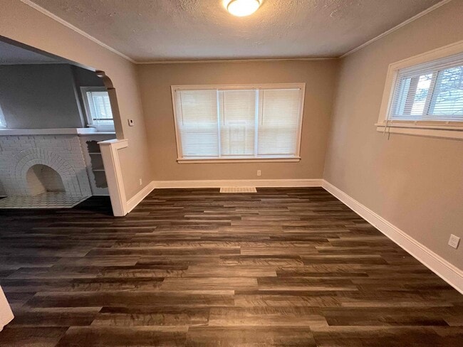 Photo - 680 Glendora Ave