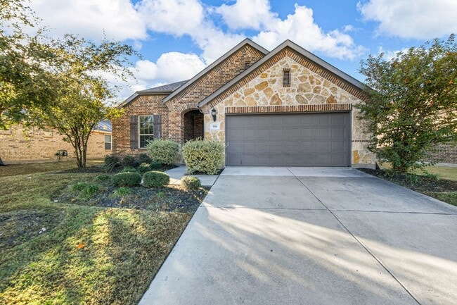 Charming 1-Story 4 Bedroom 2 Bathroom in L... - Charming 1-Story 4 Bedroom 2 Bathroom in L... House