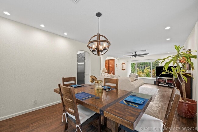 92 Squire Dr