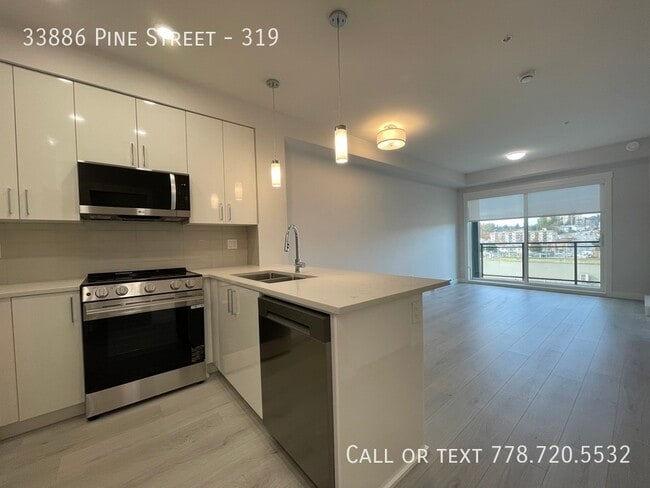 Building Photo - Brand New Condo - 1ST MONTH FREE Unit 319