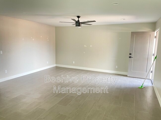 Photo - 4809 E Camino Cir Unit Apt 1