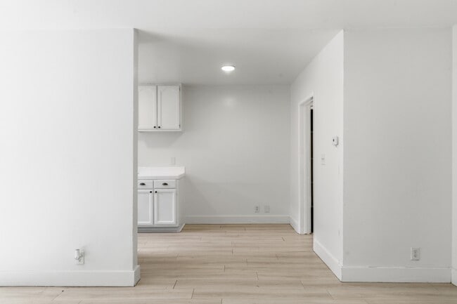 Photo - 3324 Drew St