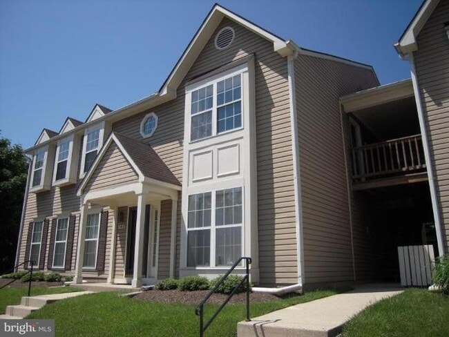 Building Photo - 7718 Lexton Pl Unit D Rental