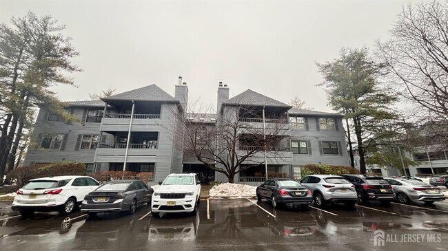 Building Photo - 1107 Woodhaven Dr