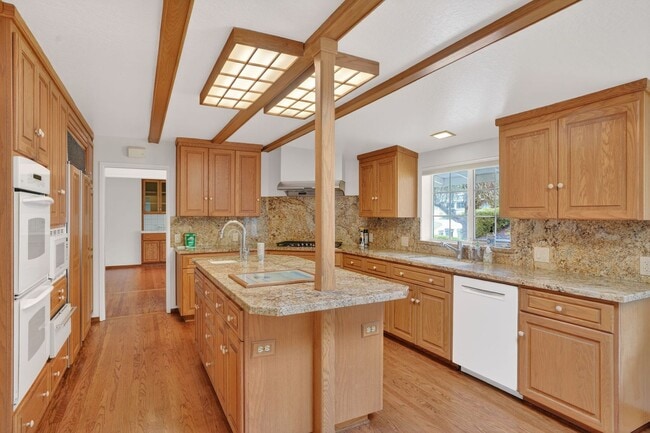 Photo - Absolutely Beautiful 4BR 3.5BA 2 Story Home in quiet neighborhood in Los Altos
