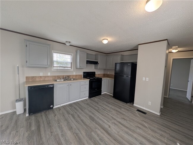 Photo - 235 Cedar Brook Dr