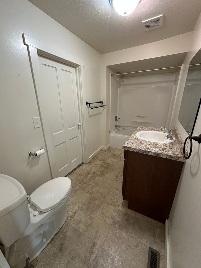 Photo - 2 Bedroom House - Goshen